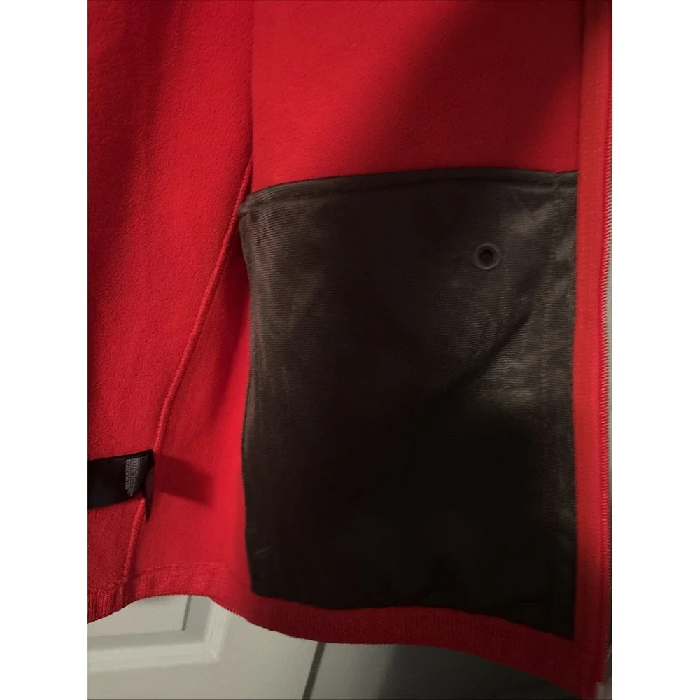 The North Face Men's Red Soft shell Jacket Sz XL. Outdoors, Hiking, Fishing.